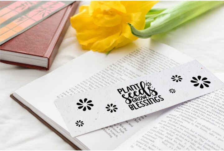 Marque-page en papier ensemencé