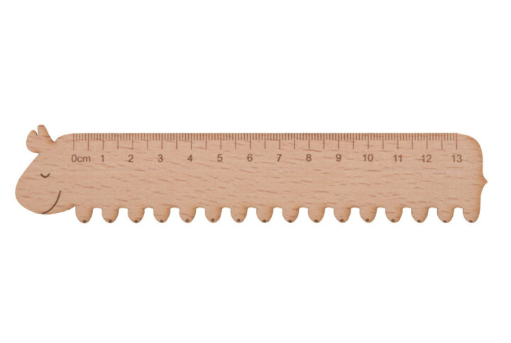 Règle de 13 cm en bois forme chenille