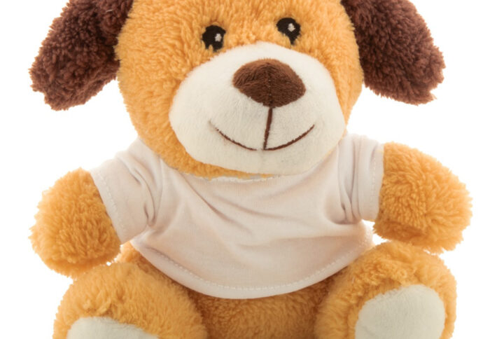 Chien peluche avec tee-shirt
