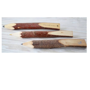 Grand crayon/stylo en bois brut*